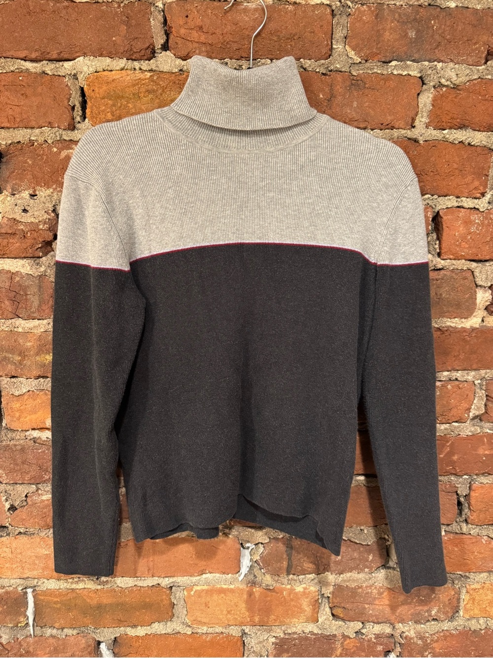 Vintage Eddie Bauer Women’s Gray Two-Tone Turtleneck Sweater (89% Cotton)